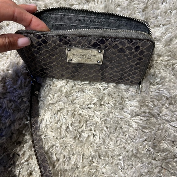 Michael Kors Wristlet - Picture 3 of 9